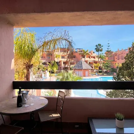 Apartamento Con Piscina Y Padel Cerca Del Mar - Hacienda Del Sol * Estepona